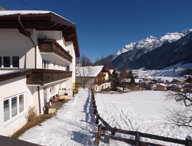 Ferienwohnung Mondial Neustift im Stubaital Exterior foto