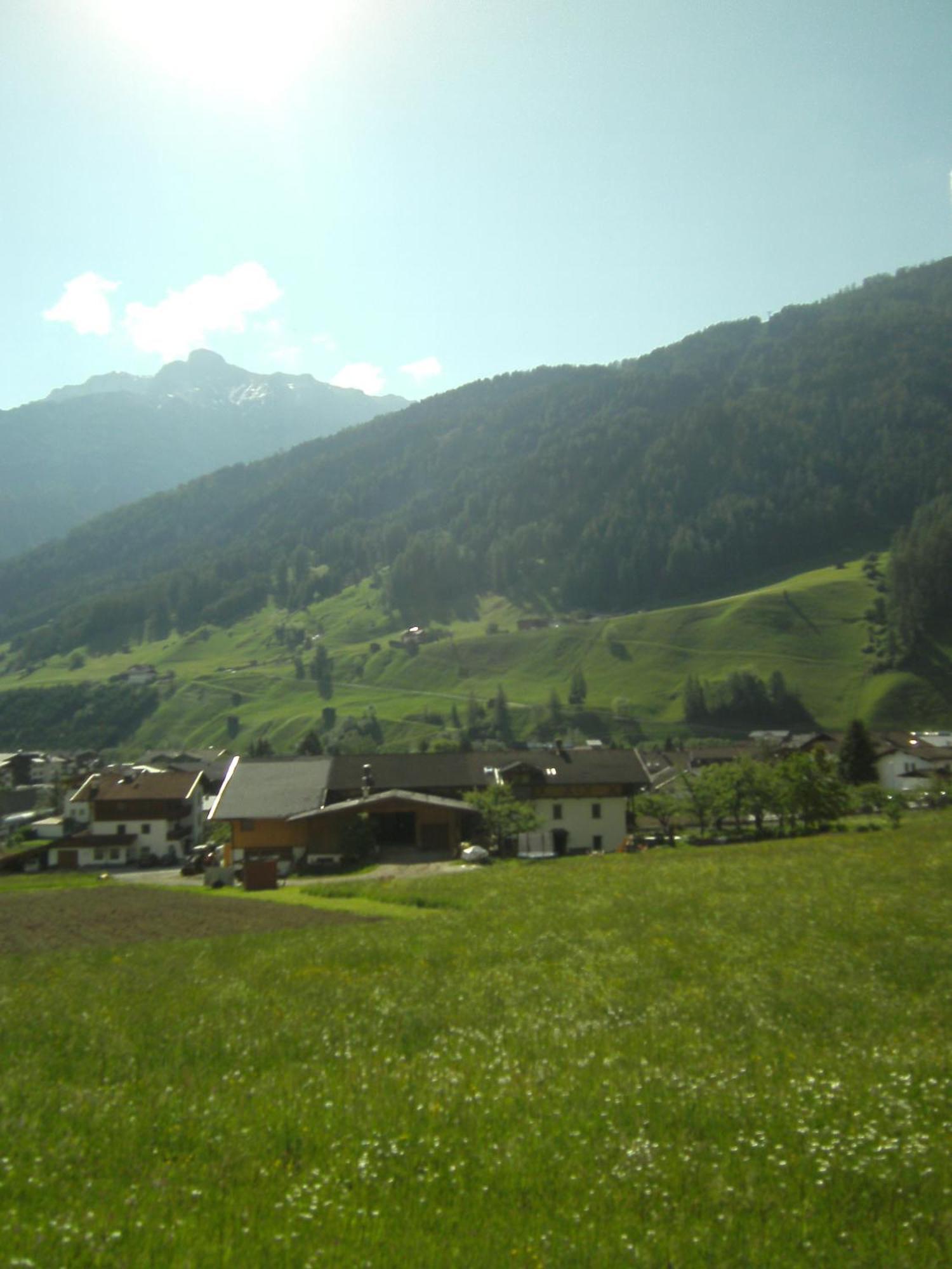 Ferienwohnung Mondial Neustift im Stubaital Exterior foto