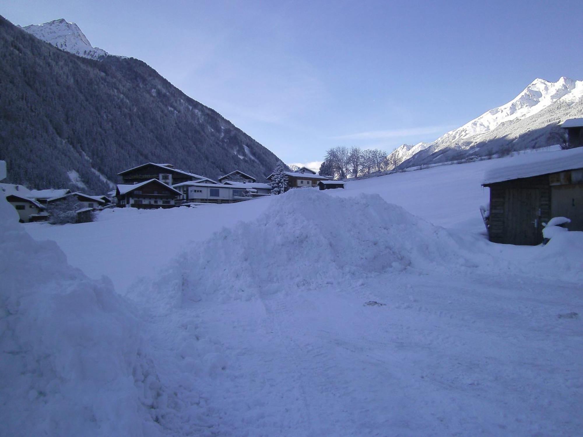 Ferienwohnung Mondial Neustift im Stubaital Exterior foto