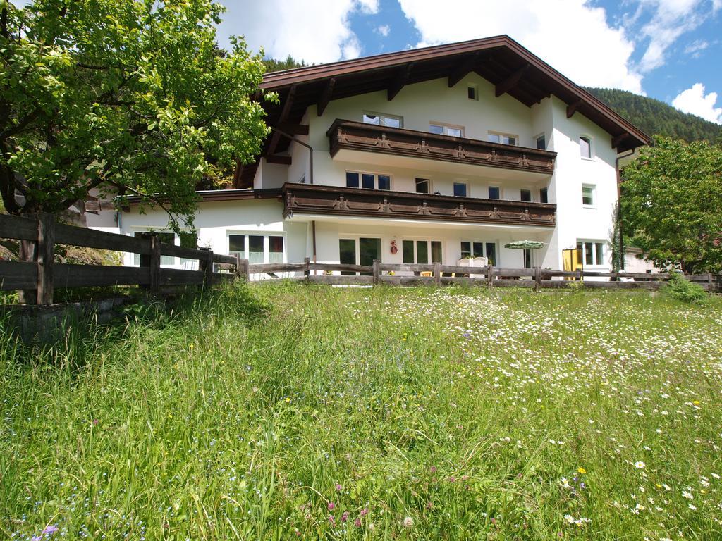 Ferienwohnung Mondial Neustift im Stubaital Exterior foto